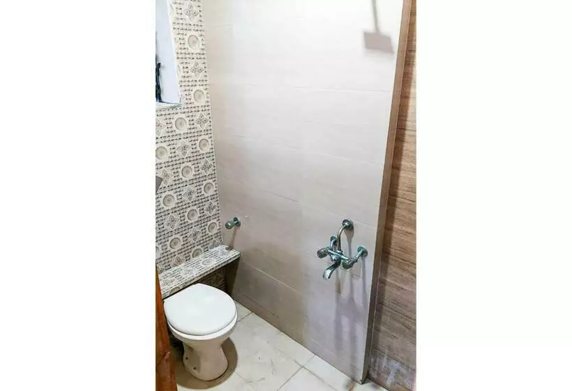 ホテル Satkar Lodging & Boarding By Wb Inn