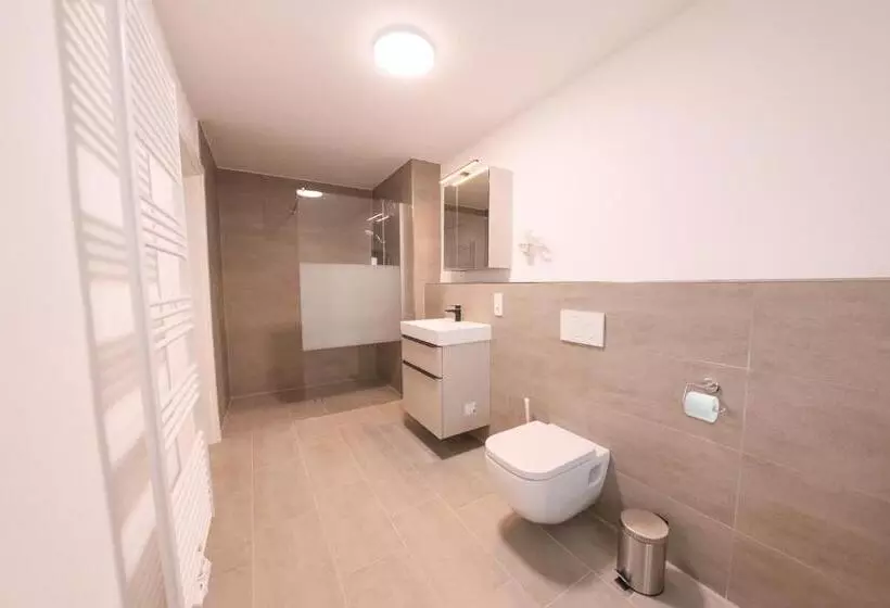 Majatalo 247 Selfcheckin Pferdemarkt