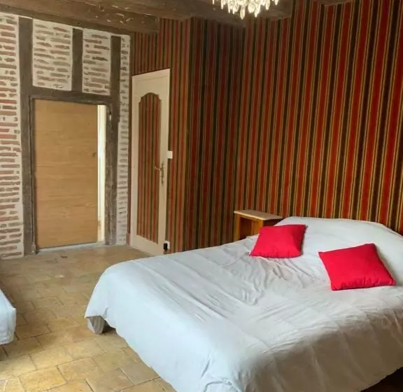 Majatalo La Grange D Ave