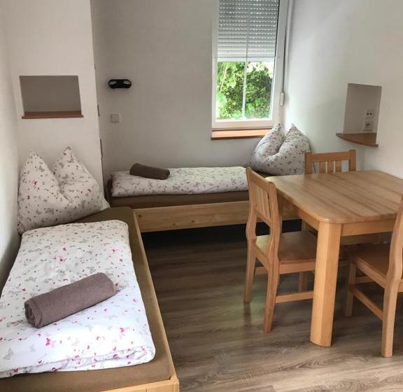 פנסיון Penzion Samoty