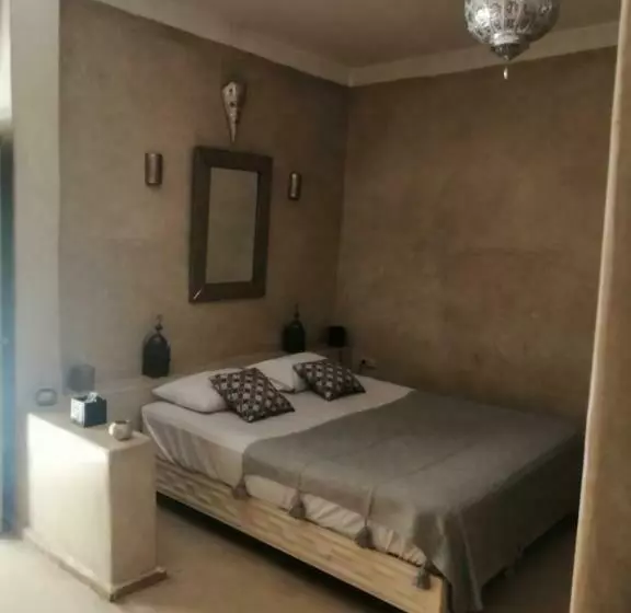 پانسیون Riad Camindia