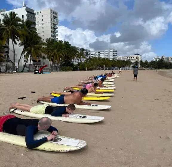 هاستل Rincon Dorms