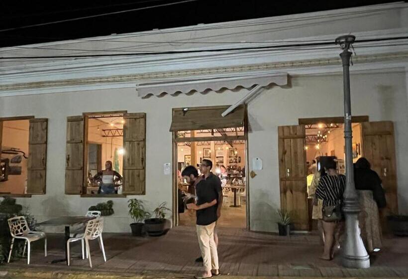 هاستل Rincon Dorms