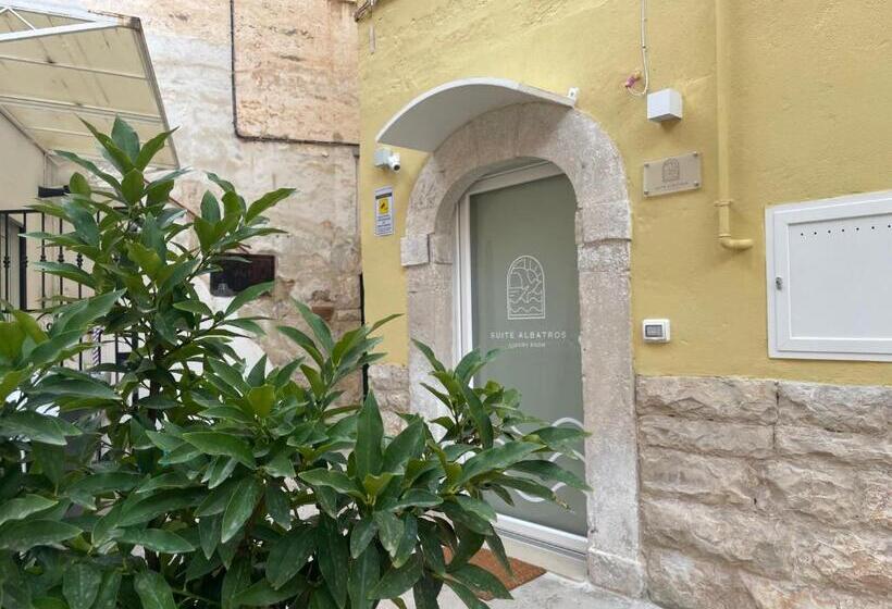 צימר Suite Albatros   Luxury Room