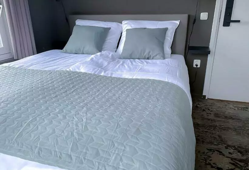 Hotelli De Slapende Hollander