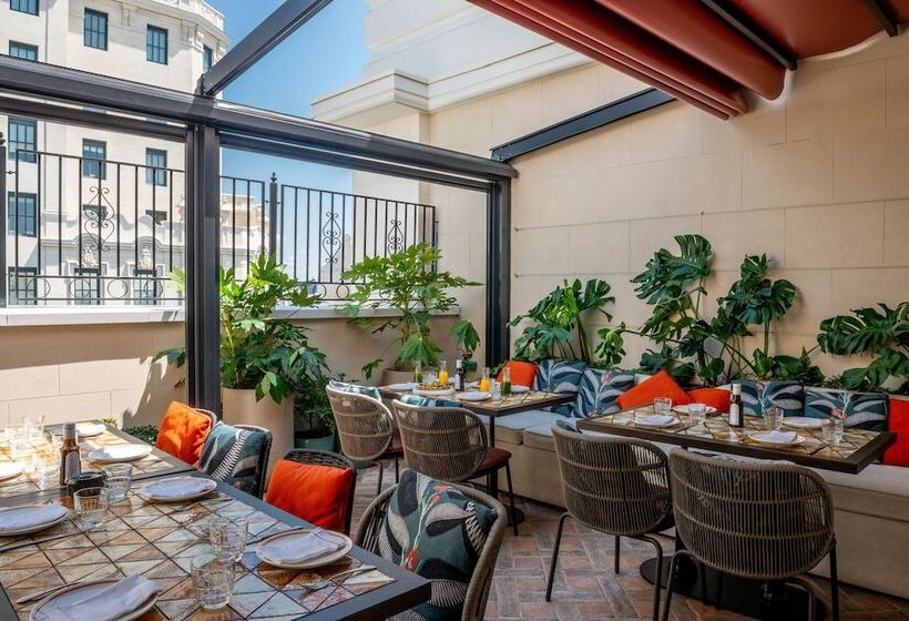 هتل Montera Madrid, Curio Collection By Hilton