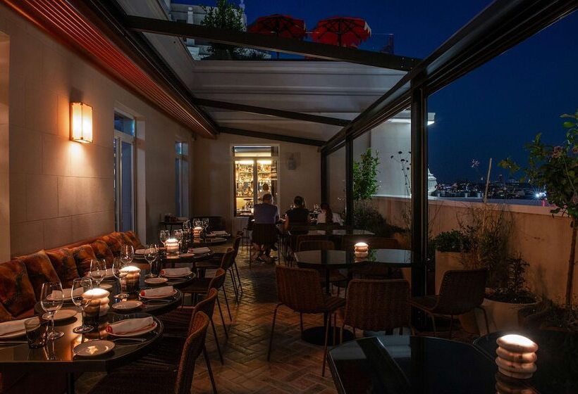 هتل Montera Madrid, Curio Collection By Hilton