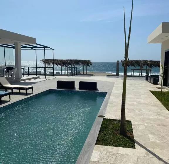 ホテル Riviera Vichayito