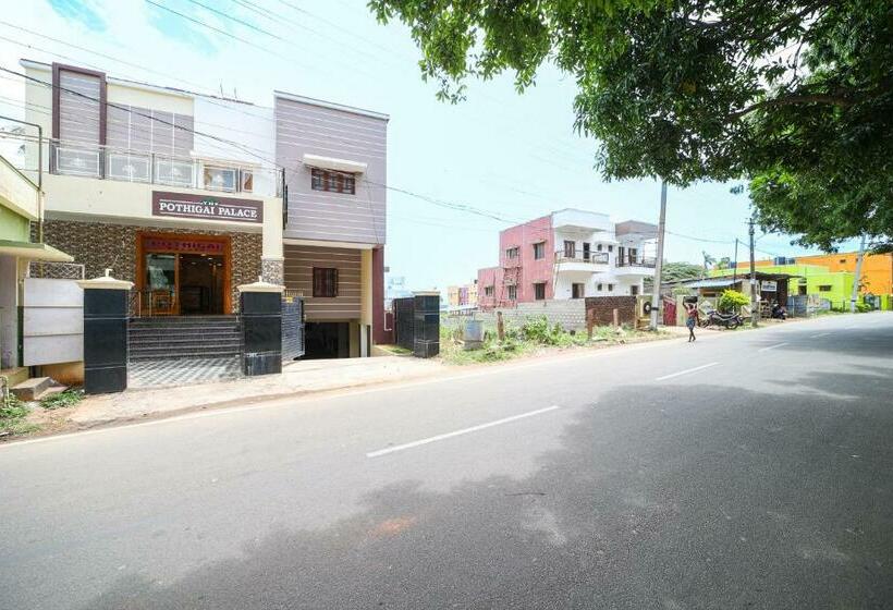 Hotel The Pothigai Palace