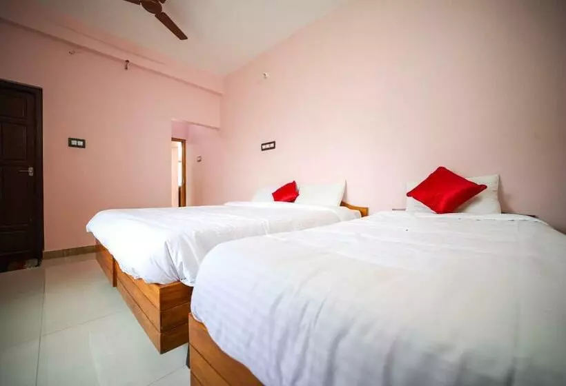 Hotelli The Pothigai Palace