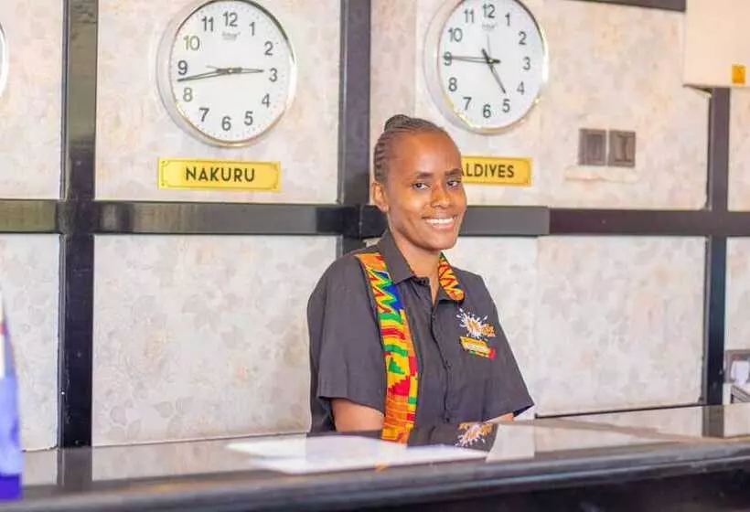 هتل Waffles Suites