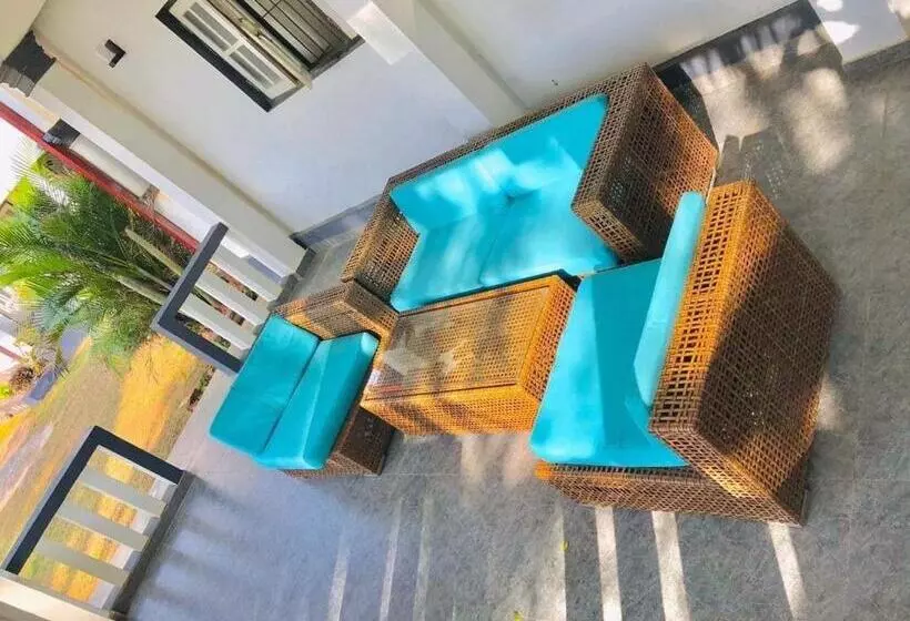 Aamiaismajoitus (B&B) Rosanuka Beach Villa