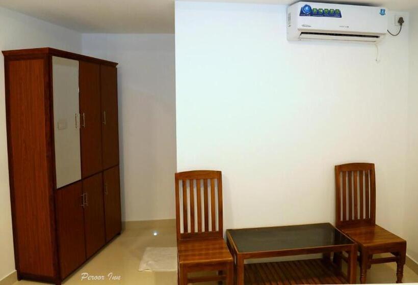 בית מלון כפרי Peroor Inn
