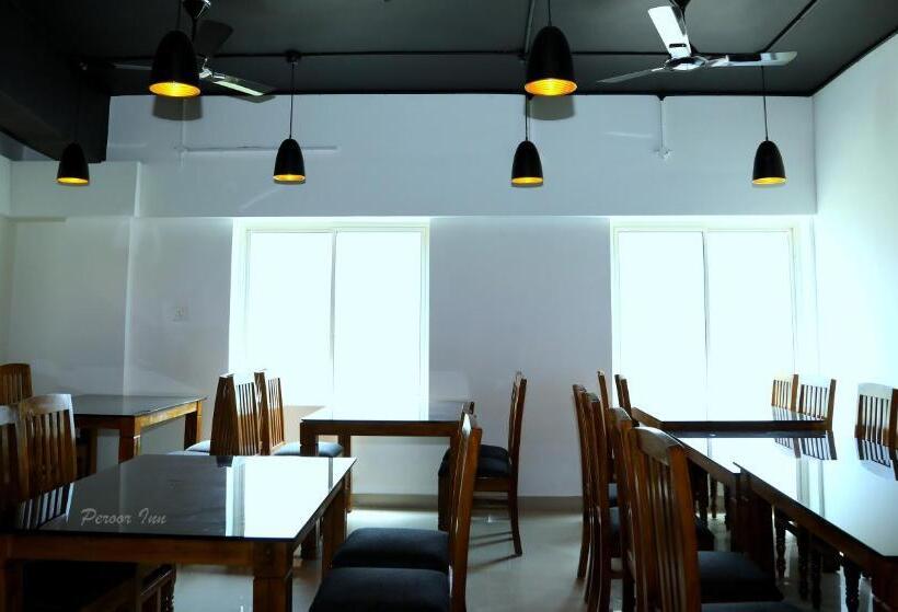 בית מלון כפרי Peroor Inn