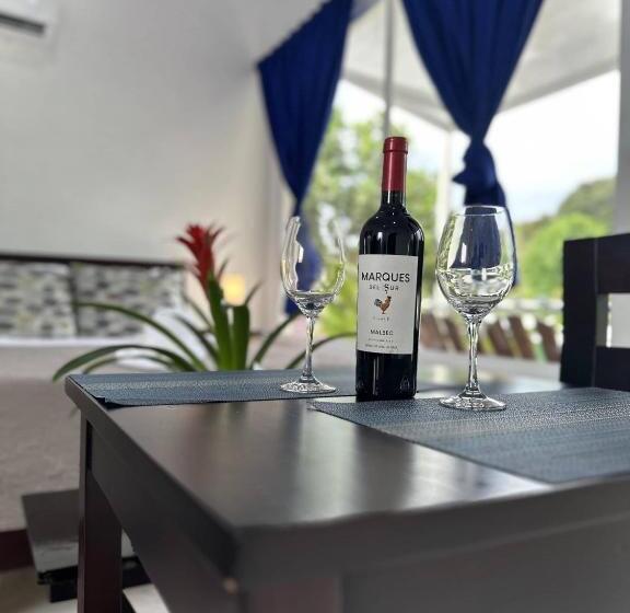 فندق Serendipity