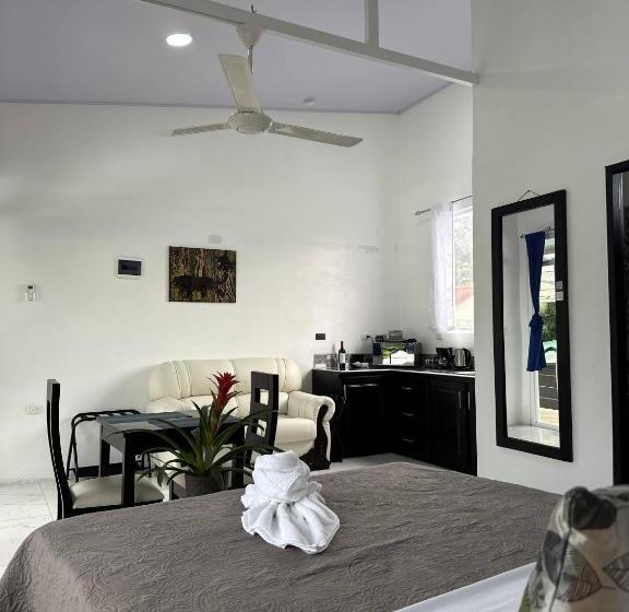 فندق Serendipity