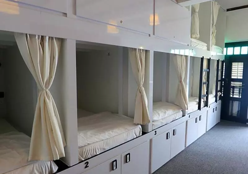 هاستل Wink At Mosque Street