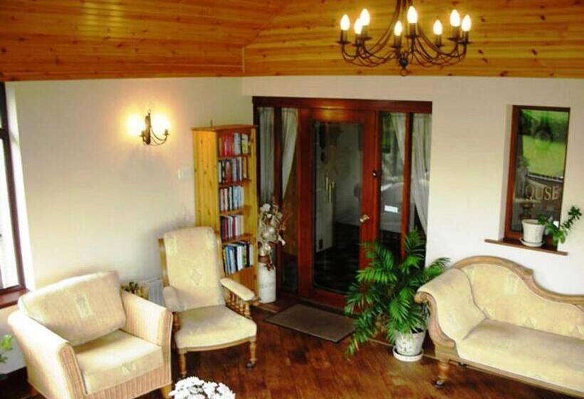 ベッドアンドブレックファースト Browns Country House