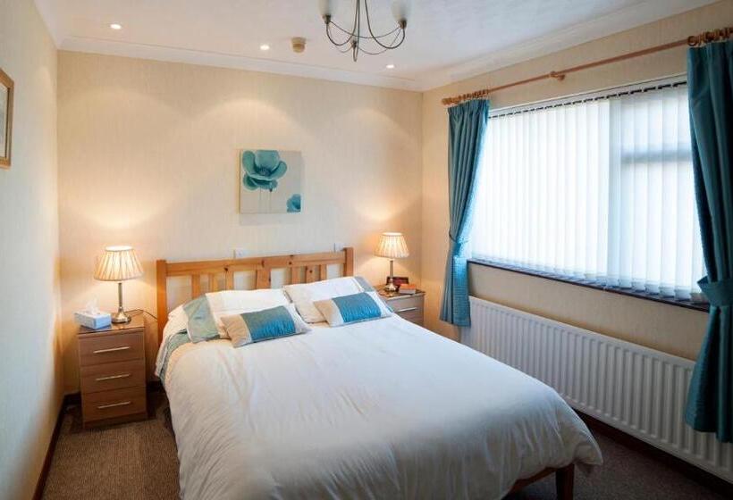 ベッドアンドブレックファースト Browns Country House