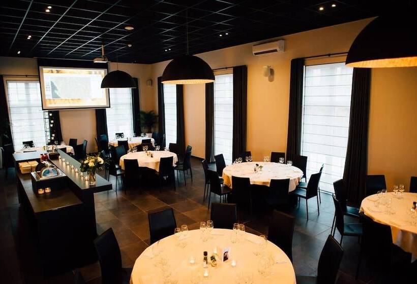 تختخواب و صبحانه Guesthouse De Casteleer