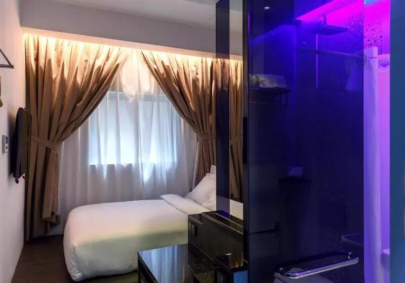 هتل Arton Boutique