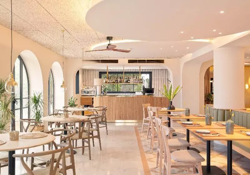 Bella Colina I Vintage Hotel 1953