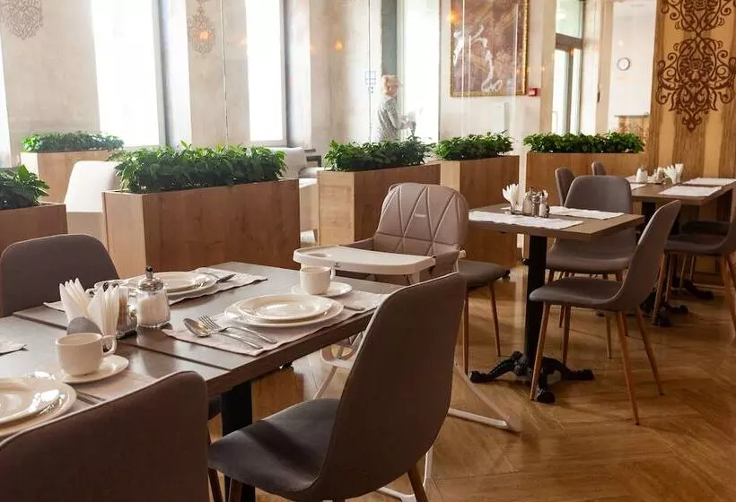 ホテル Boris Godunov