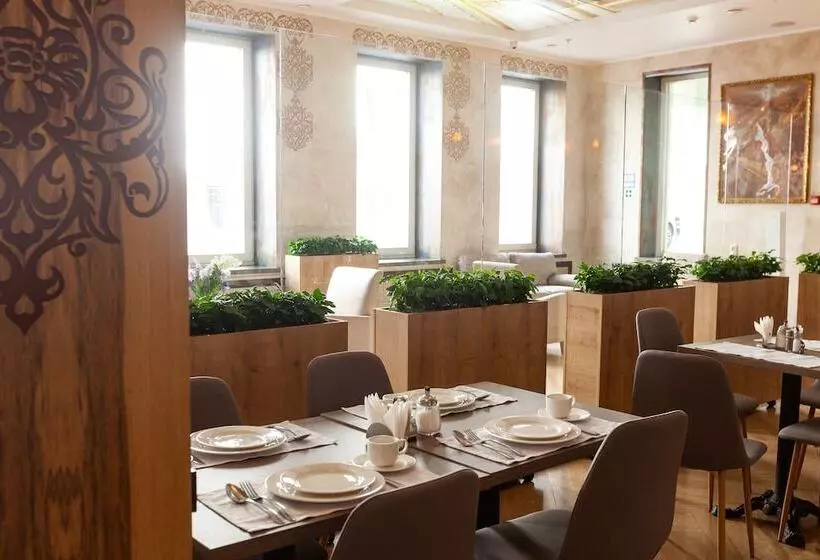 ホテル Boris Godunov