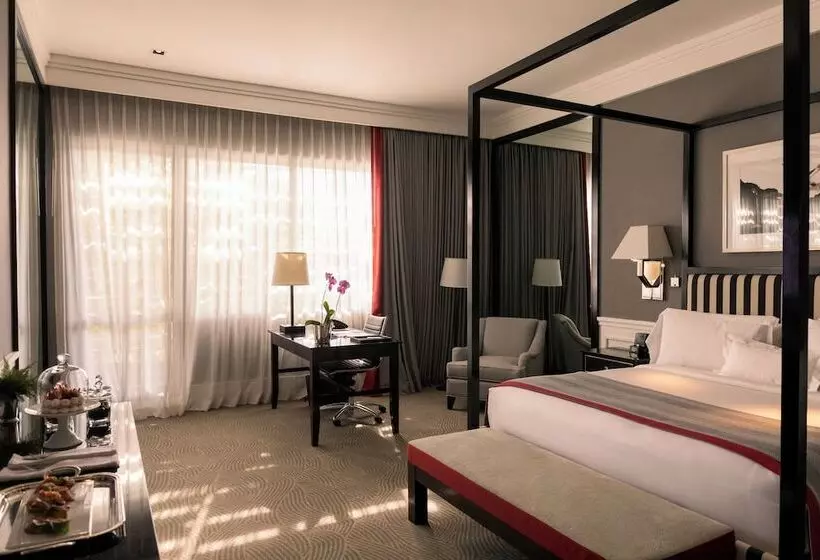 هتل Cayenacaracas