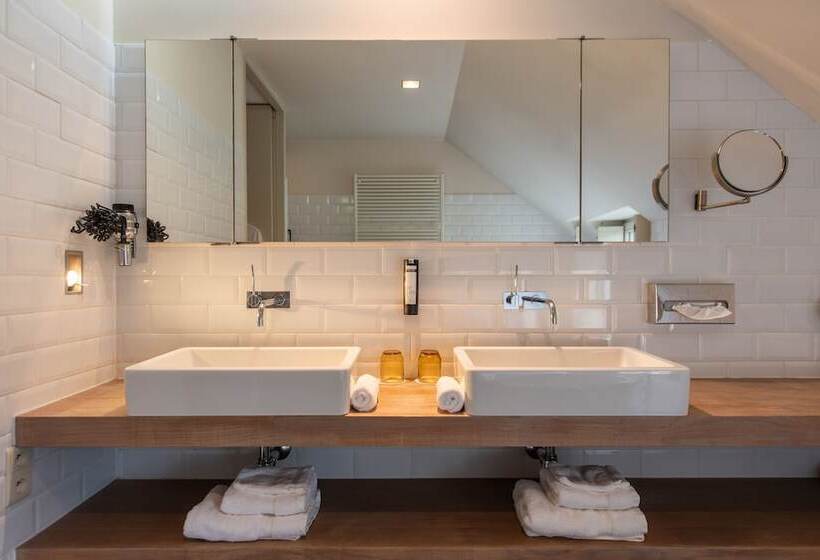 Отель De Barrier