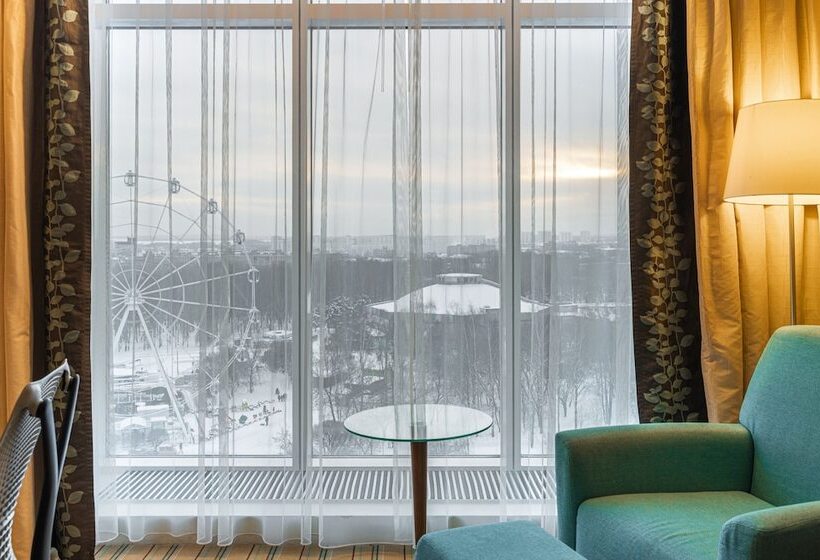 Elements Kirov Hotel 5