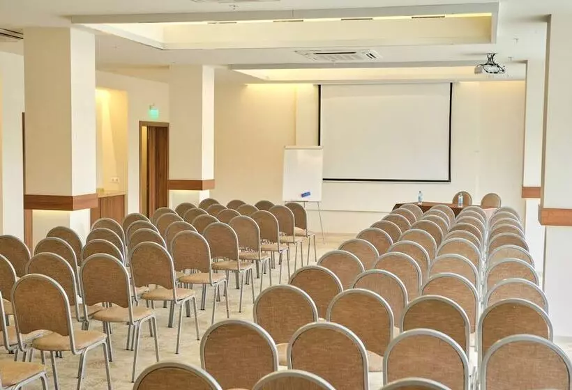 Elements Kirov Hotel 5