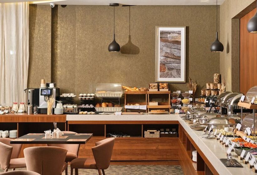 Elements Kirov Hotel 5