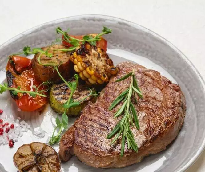 Elements Kirov Hotel 5