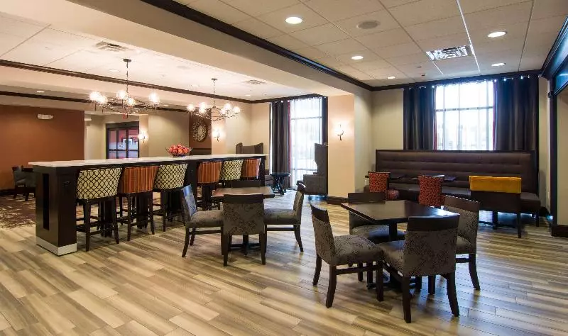 호텔 Hampton Inn Orange City