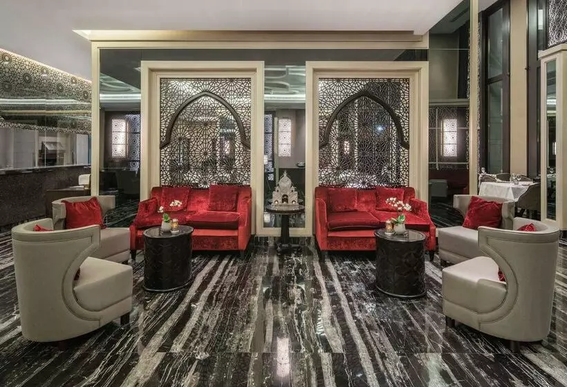 هتل Radisson Collection Muscat, Hormuz Grand