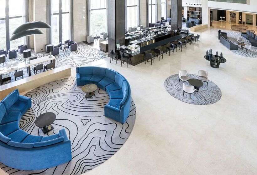 هتل Radisson Collection Muscat, Hormuz Grand