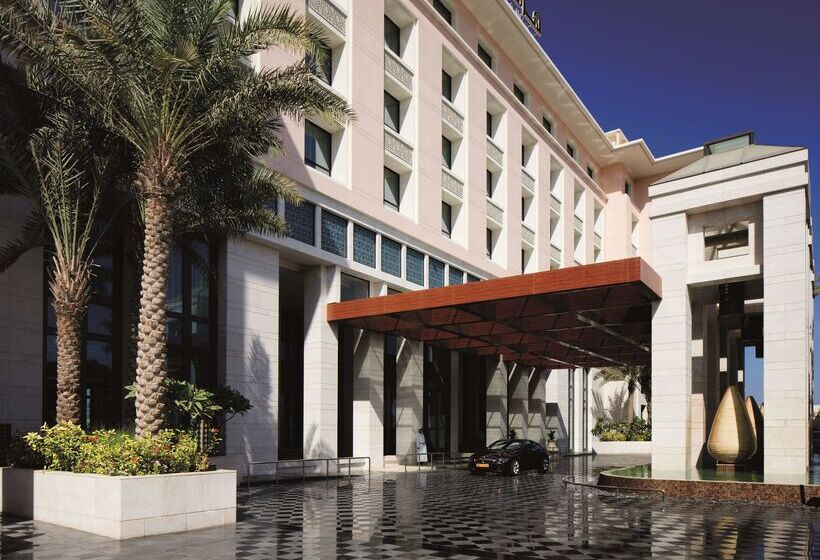 هتل Radisson Collection Muscat, Hormuz Grand