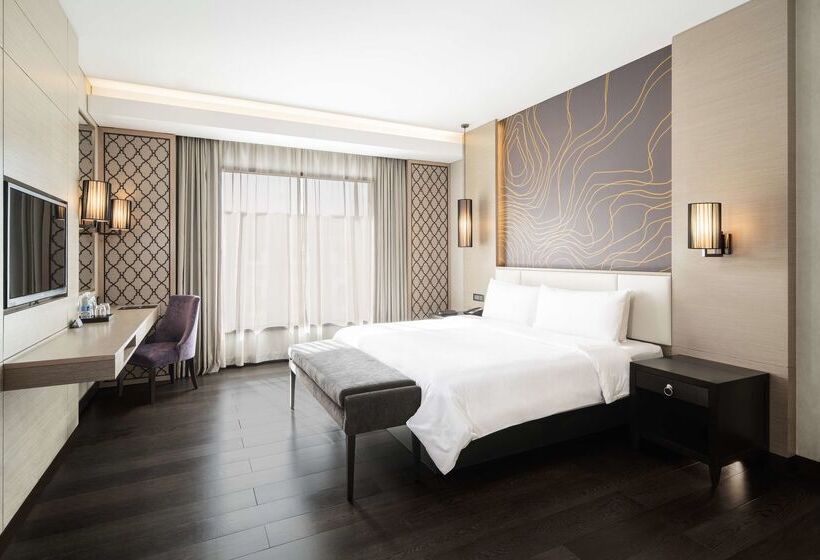 هتل Radisson Collection Muscat, Hormuz Grand