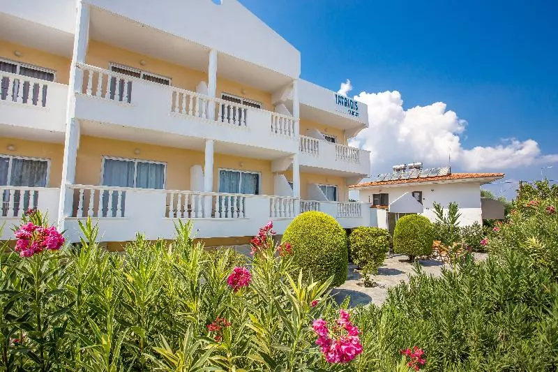 Hotel Iatridis Studios