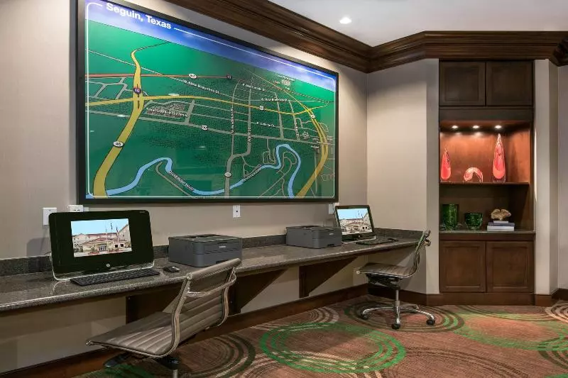 Отель Towneplace Suites By Marriott Seguin