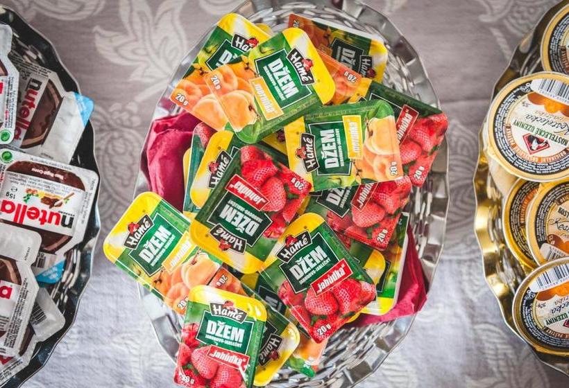 בית מלון כפרי U české Koruny