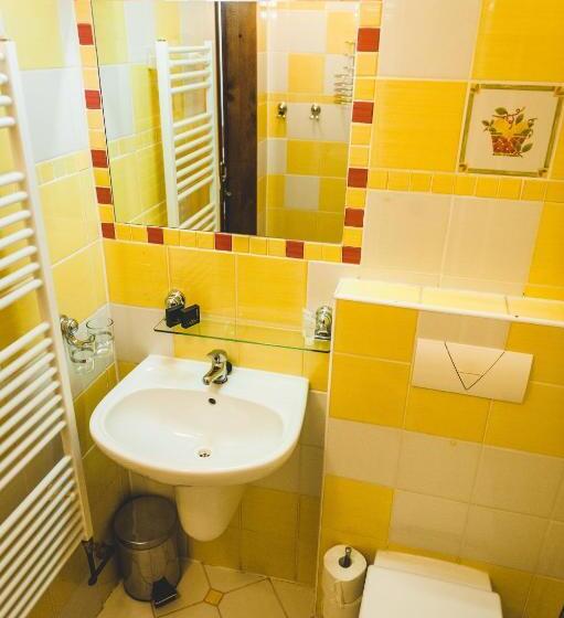 בית מלון כפרי U české Koruny