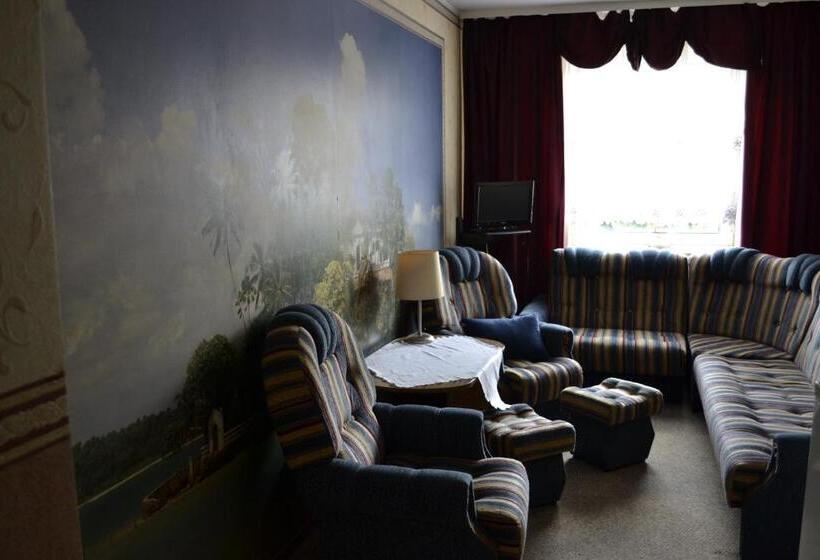 Отель Zajazd Maxim