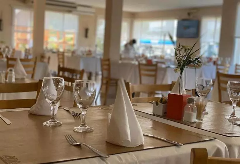 Motel A.c.a. Cipolletti