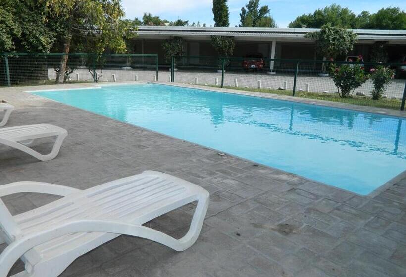 Motel A.c.a. Cipolletti