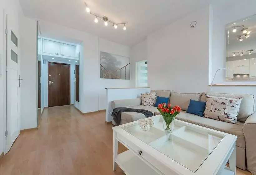 P&o Apartments Niemcewicza