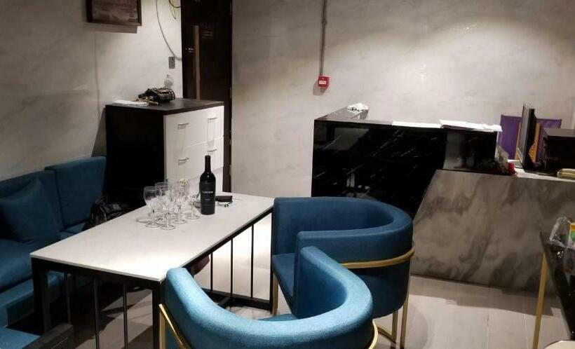 Kapselhotel Sleep Cubee Hostel