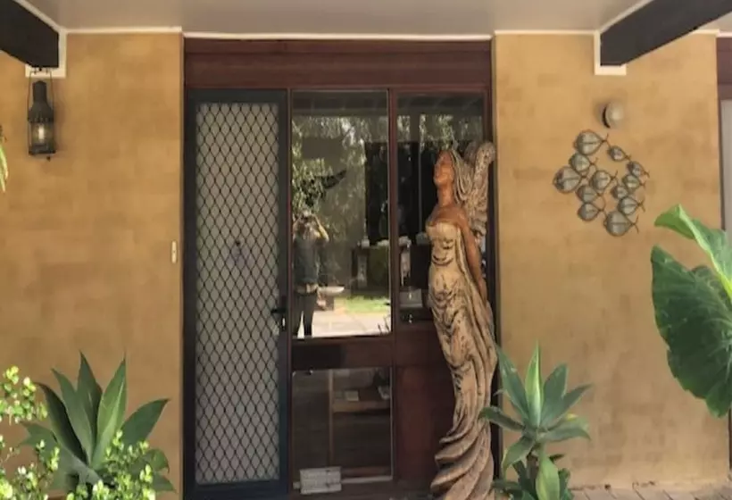 モーテル Marlo Hideaway