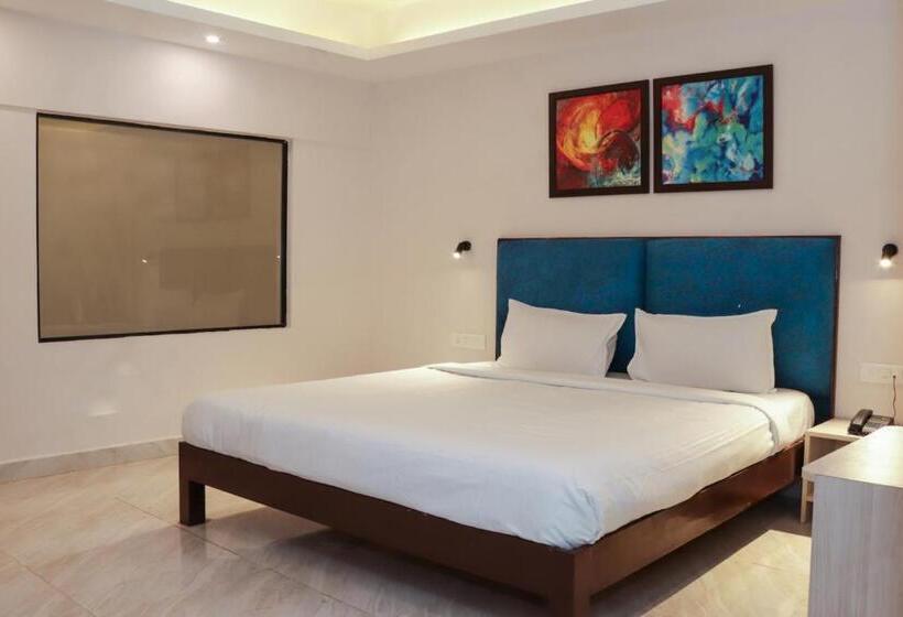 Sandbanks Beach Resort